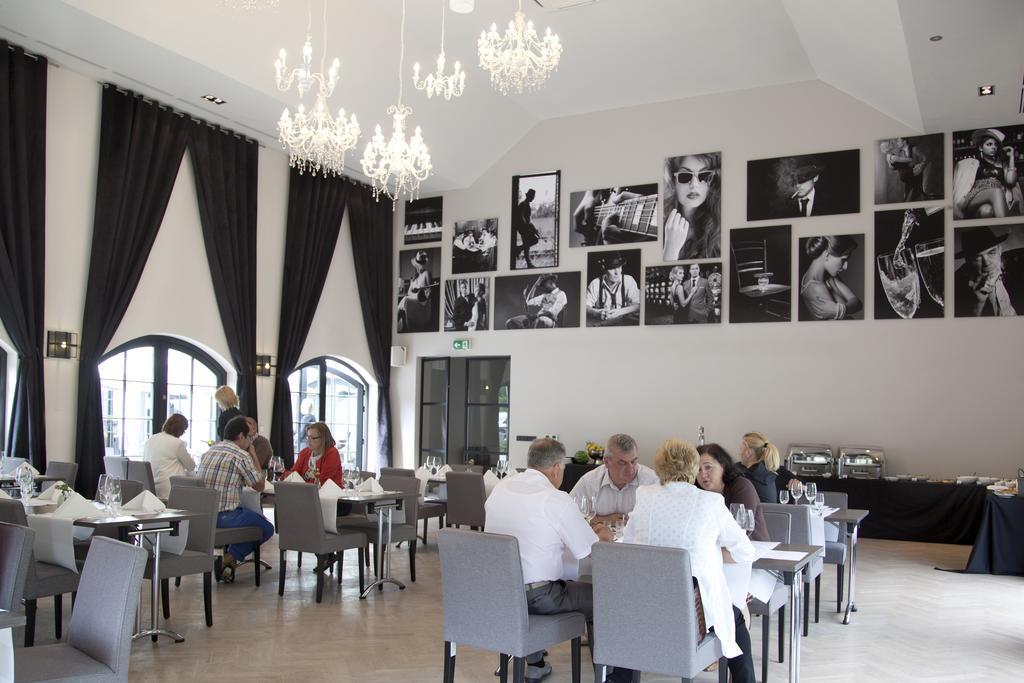 فاوبجه Hotel Palac Jugowice المظهر الخارجي الصورة